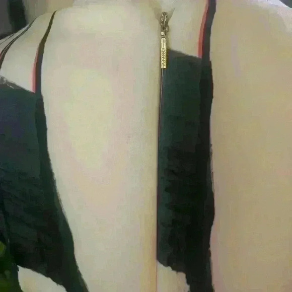 DKNY dress size 8 Fully lined excellent condition. No flaws or imperfections. - Picture 8 of 14